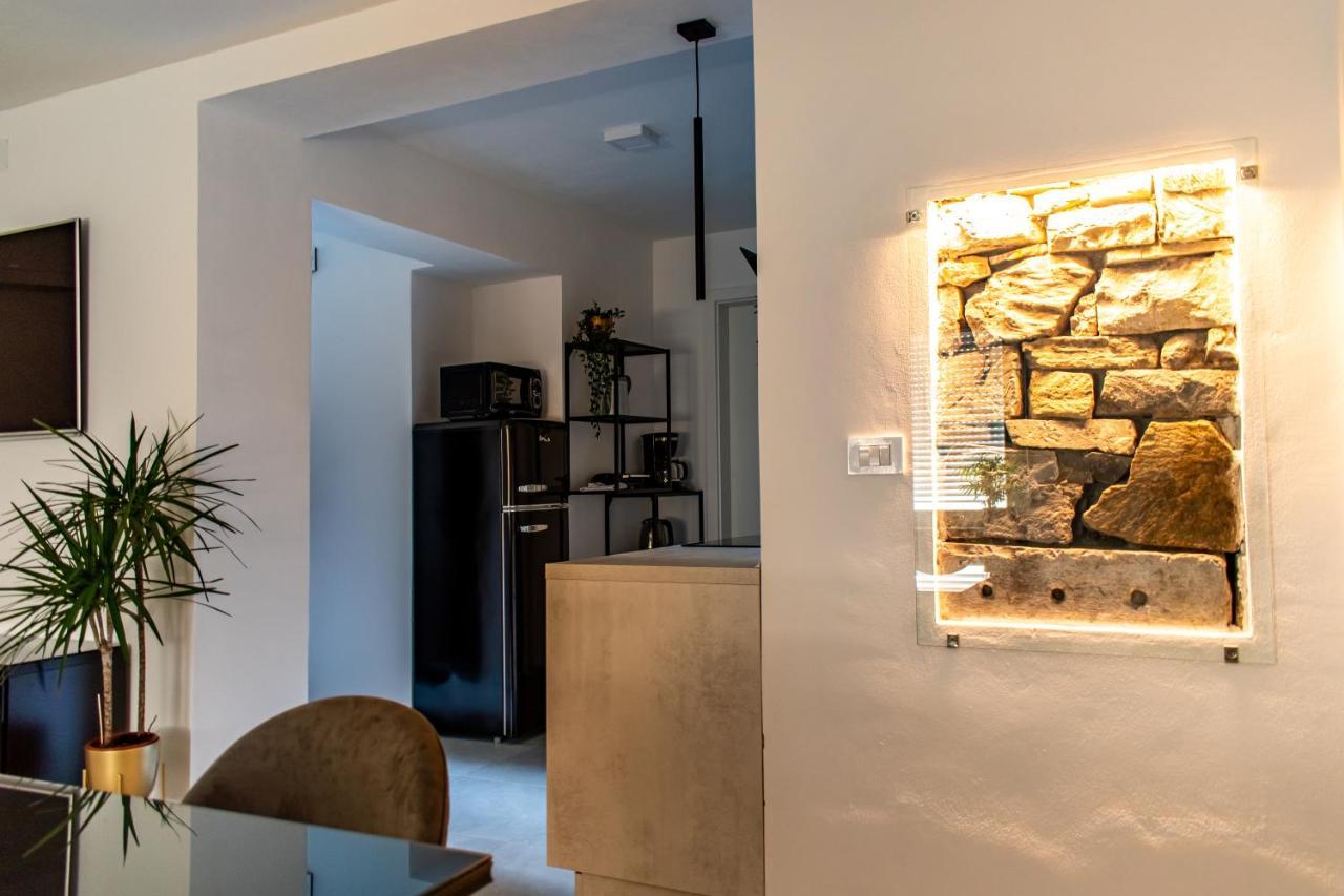 Apartmaji Na Placu Rence Exterior foto